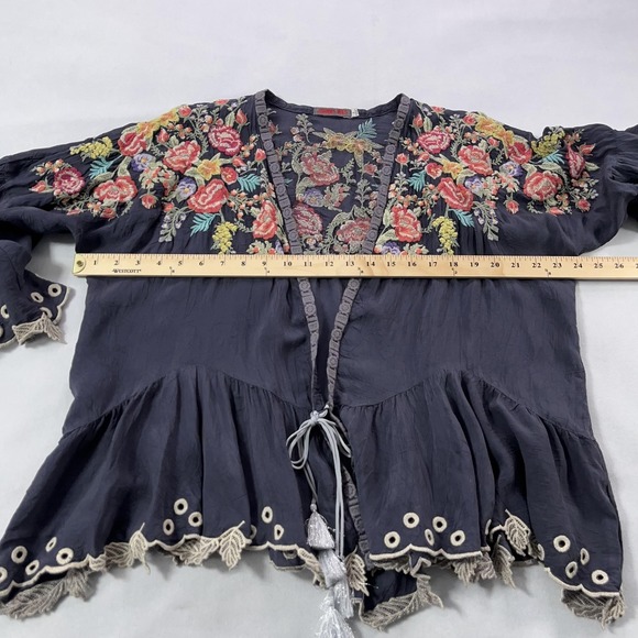 Johnny Was Kimono Top Women Small Gray Floral Embroidered Tassel Boho Festival - Picture 15 of 16